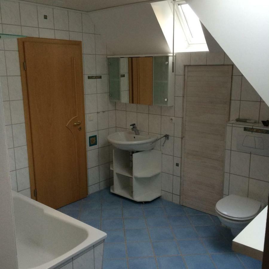Moderne Maisonette-Wohnung Am Karpfenteich; Modern Apartment With View Of The Carp Pond Barmstedt Dış mekan fotoğraf